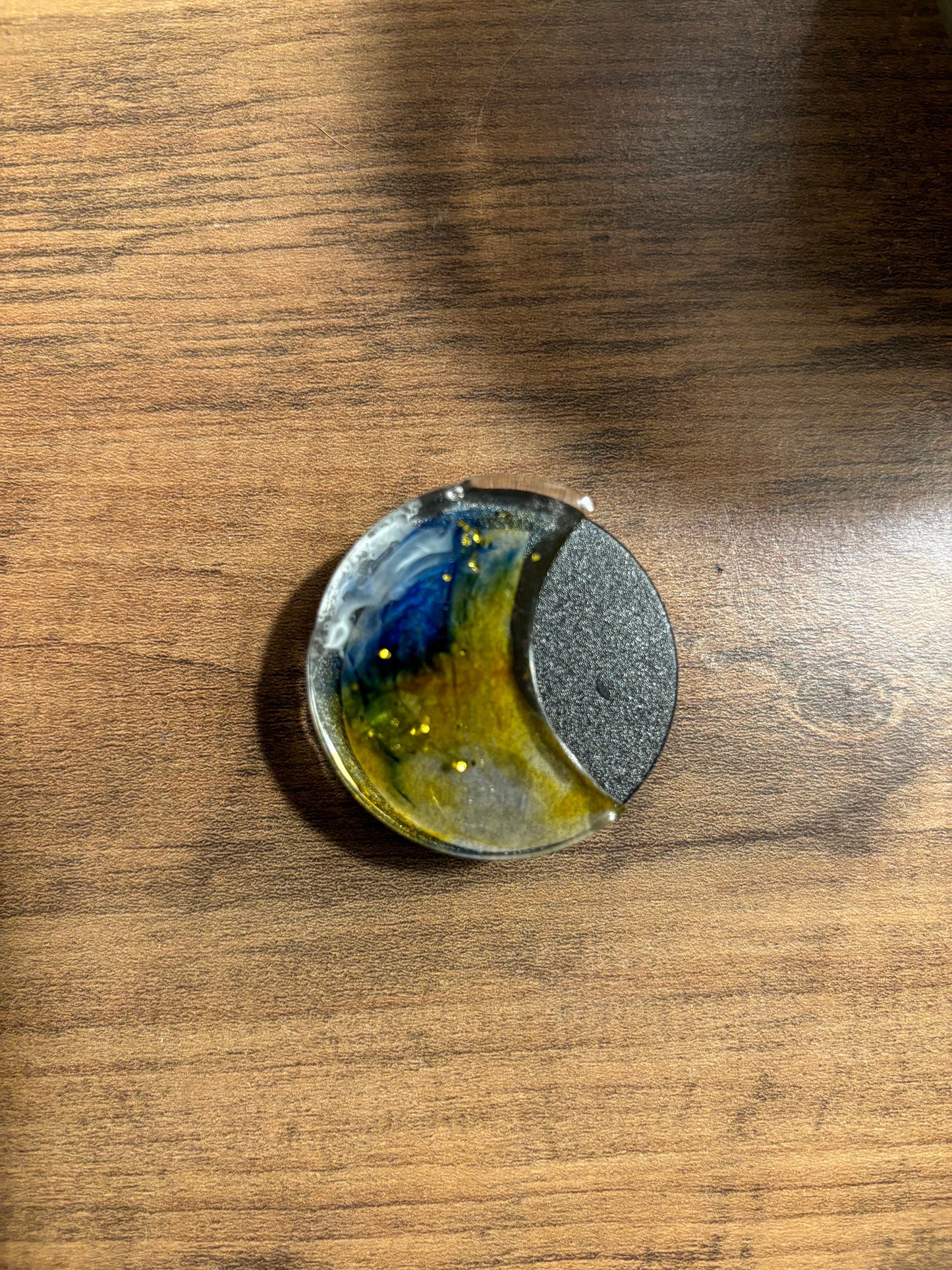 Crescent Moon Resin Phone Grippers